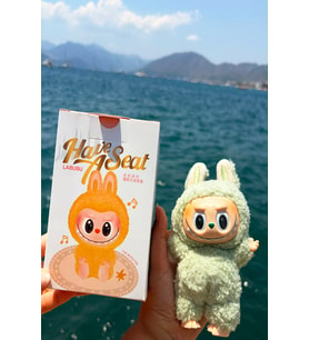 ''LABUBU'' The Monster 1. Nesil Sürpriz Paket Figürlü Anahtarlık