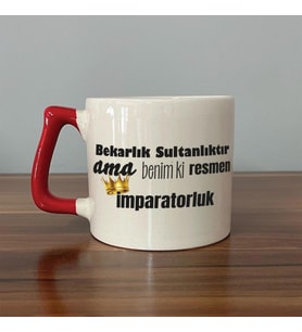 Bekarlık Sultanlıktır Ama Baskılı Kırmızı Kulplu D Kupa