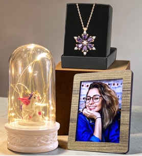 Kişiye Özel Fotoğraflı LED Işıklı Unicorn Fanus ve Gerçek Ametist Taşlı Lotus Kolye Hediye Seti