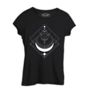 Ay Üçgeni Siyah Kadın Tshirt