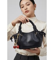 Cherry Charmlı Model Küçük Boy Deri Kadın El ve Omuz Çantası