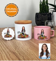 Kişiye Özel Karikatürlü Diyetisyen Hediye Seti Pastel Fincan, Kalemlik, Anahtarlık Kadın Diyetisyene Hediye Diyetisyenler Günü Hediyesi (Pembe)