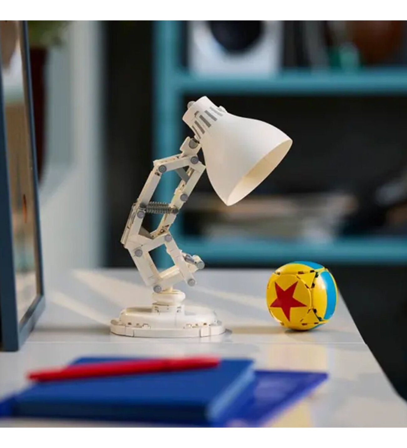 Nessiworld 21357 Pixar Luxo Jr. 613 parça +18 yaş