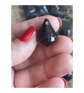 PLASTİK CAM GÖRÜNTÜSÜNDE SİYAH DELİKLİ BONCUK 25 ADET 3 CM