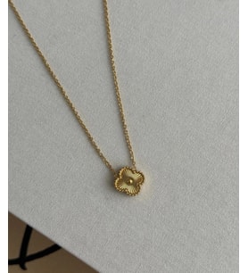 van cleef modeli gold yonca kolye