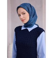 Çiçek Desen İpek Twill Eşarp 4208D01 (Lacivert)