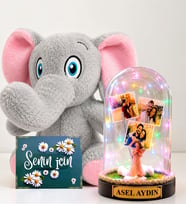 Kişiye Özel 3 Fotoğraflı Renkli LED Işıklı Fanus ve Peluş Fil Hediye Seti (şans melekli)