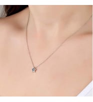 SWAROVSKİ TAŞLI YILDIZ 925 AYAR GÜMÜŞ KOLYE
