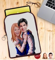 BK Gift Kişiye Özel Sevgililer Karikatürlü Taşınabilir Koruyucu Tablet Kılıfı & Organizer Çanta - Bordo-36