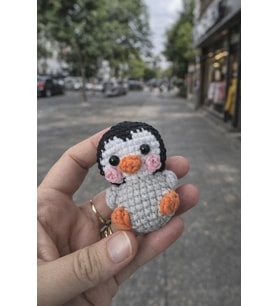 Sevgililer Günü Hediyesi Amigurumi Penguen Anahtarlık  El Yapımı Çanta Süsü & Araba Anahtarlığı  Sevgiliye Özel Şık Hediyelik (Siyah & Beyaz)