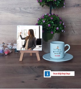 Kadın Türk Dili ve Edebiyatı Öğretmenine Hediye Fotoğraflı Dekoratif Taş, Ahşap Altlıklı Türk Kahvesi Fincanı Hediye (Model 2)