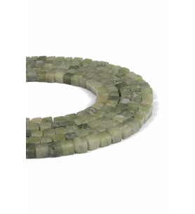 Yeşim Doğal Taş Küp Kesim 4x4mm Dizi