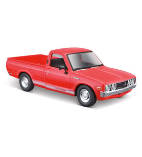 Maisto 1/24 1973 Model Datsun 620 Pick-up