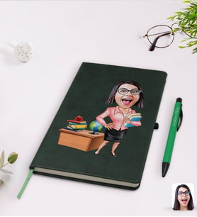 BK Gift Kişiye Özel Kadın Öğretmen Karikatürlü Yeşil Termo Deri Defter Kalem Seti Model 5