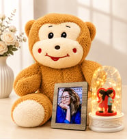 Kişiye Özel Fotoğraflı LED Işıklı Sırt Sırta Biblolu Fanus ve Sevimli Peluş Maymun Sevgiliye Kadına Hediye