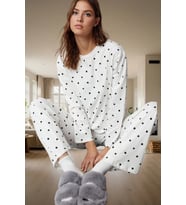 Puantiyeli Kalpli Pamuklu Pijama Takımı Renk 2 Parçalı Uzun Kollu Rahat Kullanım (Ekru)