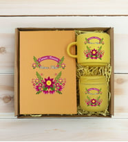 BK Gift Kişiye Özel İsimli DTF Anne Temalı Sarı Defter & Kahve Fincanı & Mum Hediye Seti-6, Anneye Hediye, Anneler Günü Hediyesi
