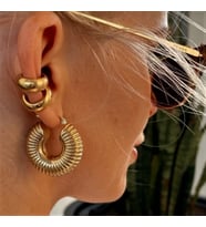 Gold Rose Bombeli Tırtıklı Boru Halka Küpe (Çok Renkli)