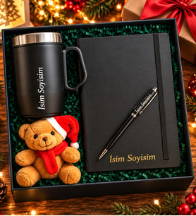Kişiye Özel Yılbaşı Hediye Kutusu Kulplu Termos Bardak, Siyah Ajanda, Touch Pen Metal Kalem ve Peluş Ayıcık Anahtarlık Hediye Kutusu Yeni Yıl Seti