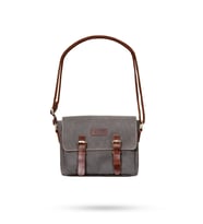 Design 01 Kanvas - Deri Unisex Postacı Çanta