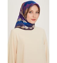 Geometrik Desenli Sura Saf İpek Eşarp 9212D 06