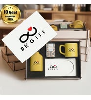 Logonuza Özel 10 Adet Kutulu Ahşap Altlıklı Sarı Fincan & Kolonya & & Aromalı Kahve Seti – Ahşap Kutulu Kurumsal Hediye Seti