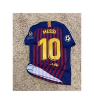 Barcelona Messi 2018/19 Efsane Nostalji Forması (Kırmızı)