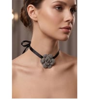 PARLAK TAŞLI ÇİÇEK CHOKER KOLYE
