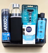 Arko Men Tıraş Köpüğü & Tıraş Bıçağı & Tıraş Sonrası Losyon & 270ml Rebul Aqua Erkek Kolonya & Özel Kılıflı 500Ml Su Matarası Hediye Seti
