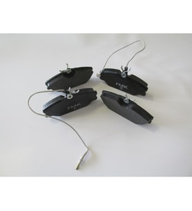 RENAULT LAGUNA- 99/01; ÖN FREN BALATASI (2 KABLOLU)(DİSK) (133X55,3X18) (FMK) 7701203730 1462-6350F