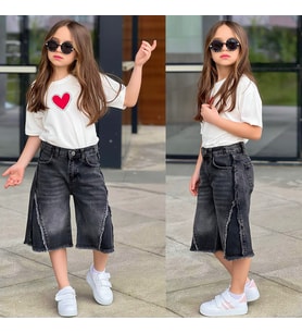 AY KİDS Kız Çocuk Kalp Baskılı Oversize Tişört & Bol Paça Jean Kapri Kombin Takım 2689S