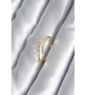 Pirinç Gold Renk Kalp Zirkon Taş Detay Kadın Yüzük