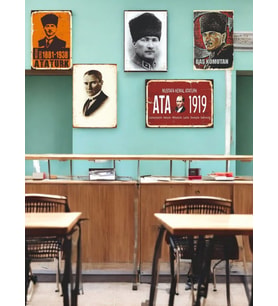 Mustafa Kemal Atatürk Temalı 5 Adet (20cmx29cm) Çerçeve Görünümlü A4 Mdf Tablo İle Ev, Okul, Kafe, İş Yeri Dekorasyonunuza Ruh Katan Dekoratif Hediyelik