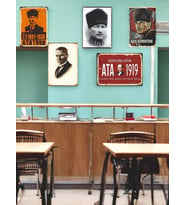 Mustafa Kemal Atatürk Temalı 5 Adet (20cmx29cm) Çerçeve Görünümlü A4 Mdf Tablo İle Ev, Okul, Kafe, İş Yeri Dekorasyonunuza Ruh Katan Dekoratif Hediyelik