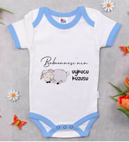 BK Kids Babaannesinin Uykucu Kuzusu Tasarımlı Mavi Bebek Body Zıbın-1