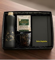 Kişiye Özel İsimli Mat Siyah & Gold Kahve Seti  Cam Suluk , Kupa, Defter ve Pratik Filtre Kahve