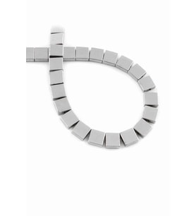 Hematit Doğal Taş Parlak Gümüş Yassı Kare Kesim 6x6mm Dizi [AA]