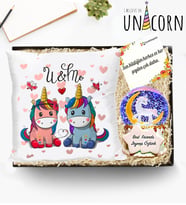 Kişiye Özel Unicorn Mesajlı Işıklı Kar Küresi & Unicorn Yastık Kutulu Hediye Seti