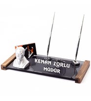 Atatürk Biblolu Gümüş Kristal Masaüstü İsimlik Ofis Masa İsimliği