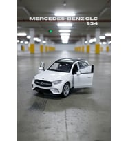 Beyaz 1:34 Ölçek Die Cast Kapıları Açılır Lisanslı Mercedes Benz GLC Oyuncak Metal Model Araba
