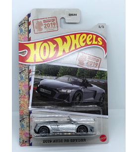 Hot Wheels 2022-2019 Audi R8 Spyder - Gümüş - Birinci Sınıf Yarışçılar 5/5