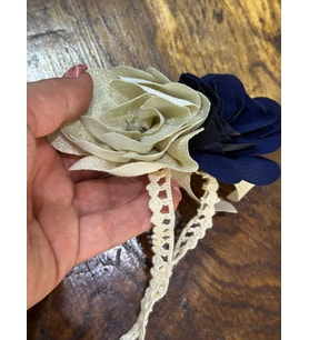 11X7 CM ÇİFT GÜLLÜ TAŞLI TASARIM İĞNELİ BROŞ YAKA İĞNESİ
