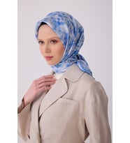 Çiçek Desen İpek Twill Eşarp  - 2026 İlkbahar-Yaz (T)  4319 (Mavi)