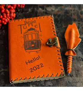 Yeni Yıl Tasarımlı Deri Defter (Turuncu)