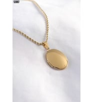 Oval Şeklinde Kapaklı 316L Paslanmaz Çelik Gold Renk Resim Konulabilen Kadın Kolye (Gümüş)