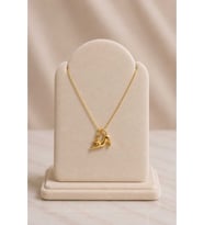 Minimal Esneyen Kedi Figürlü Gold Kolye
