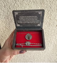 Epoksi Saç Teli ve Bileklik Set - Özel Ahşap Kutu ile Birlikte