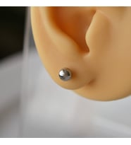 Cerrahi Çelik 5 mm Tek Top Küpe Gümüş Renk (Çok Renkli)