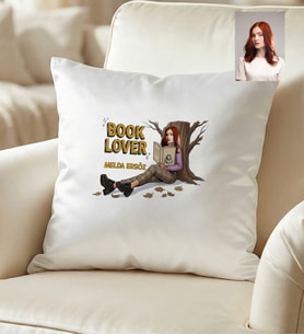 Kişiye Özel Karikatürlü Book Lover Yastık Doğum Günü Hediyesi