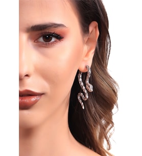 Kadın Antik Gümüş Kaplama Çivili Model Kabartma Baskılı Yılan Küpe